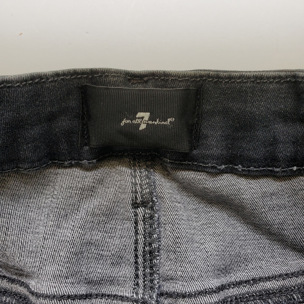 7 For All Mankind - Picture 6 of 14